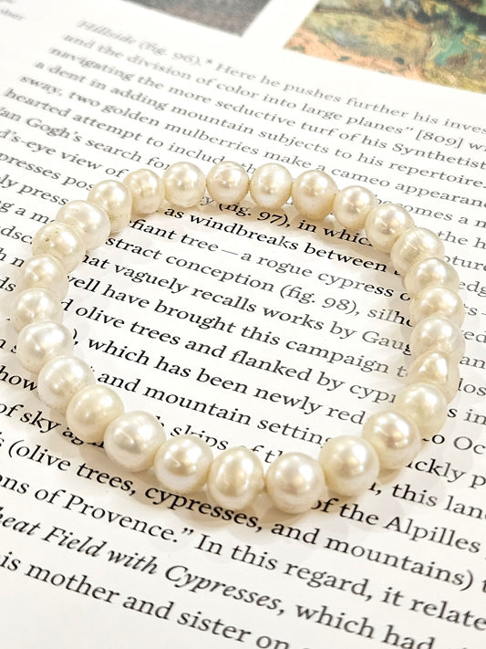 Mother of Pearl Bracelet - Grace, Calm & Inner Wisdom