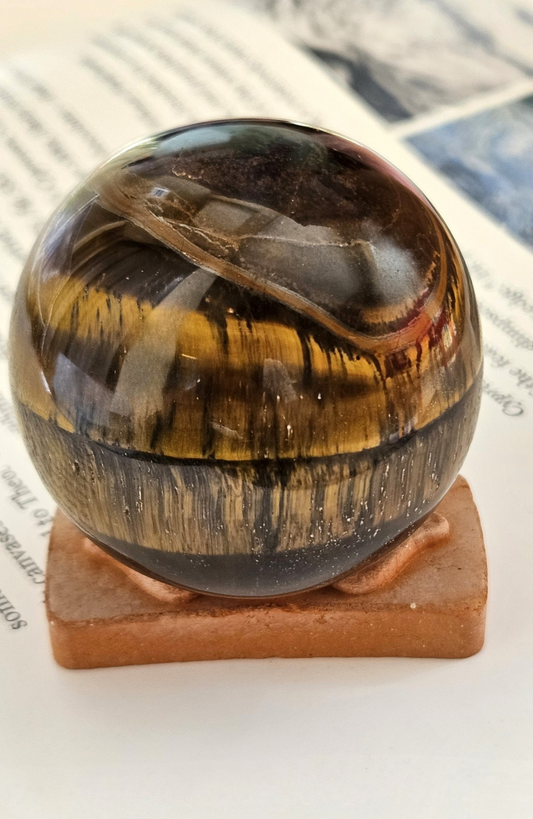 Tiger Eye Sphere – Stone of Courage & Focus