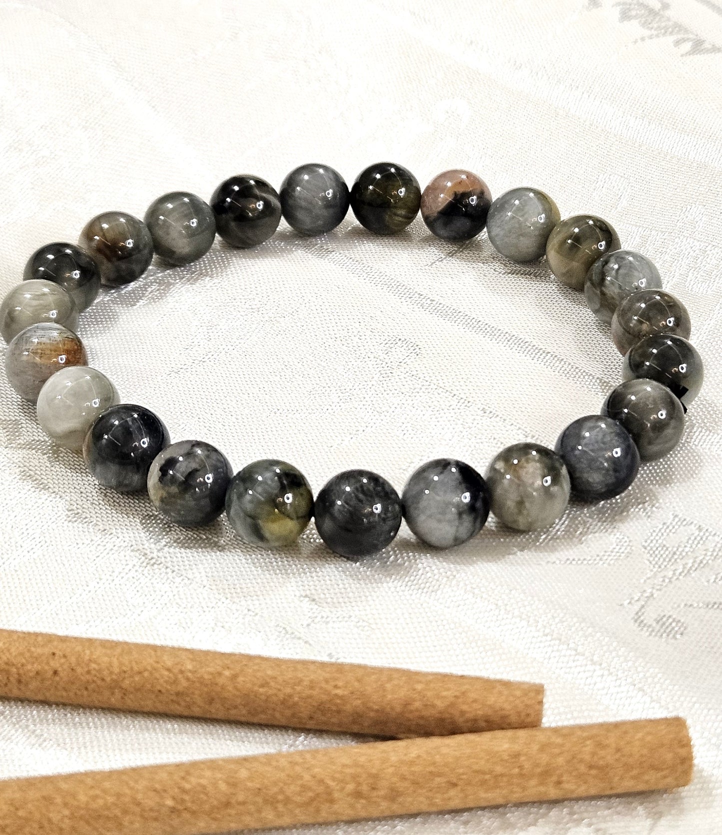 Cat's Eye Bracelet - Protection, Wealth Attraction & Prosperity