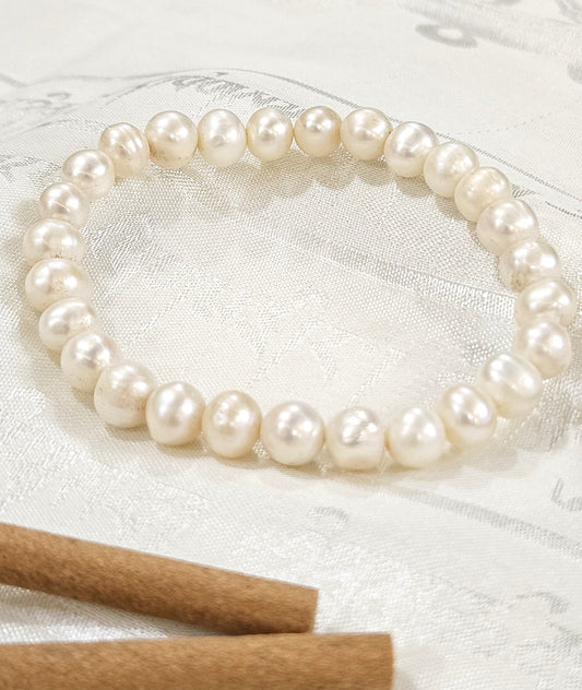 Mother of Pearl Bracelet - Grace, Calm & Inner Wisdom