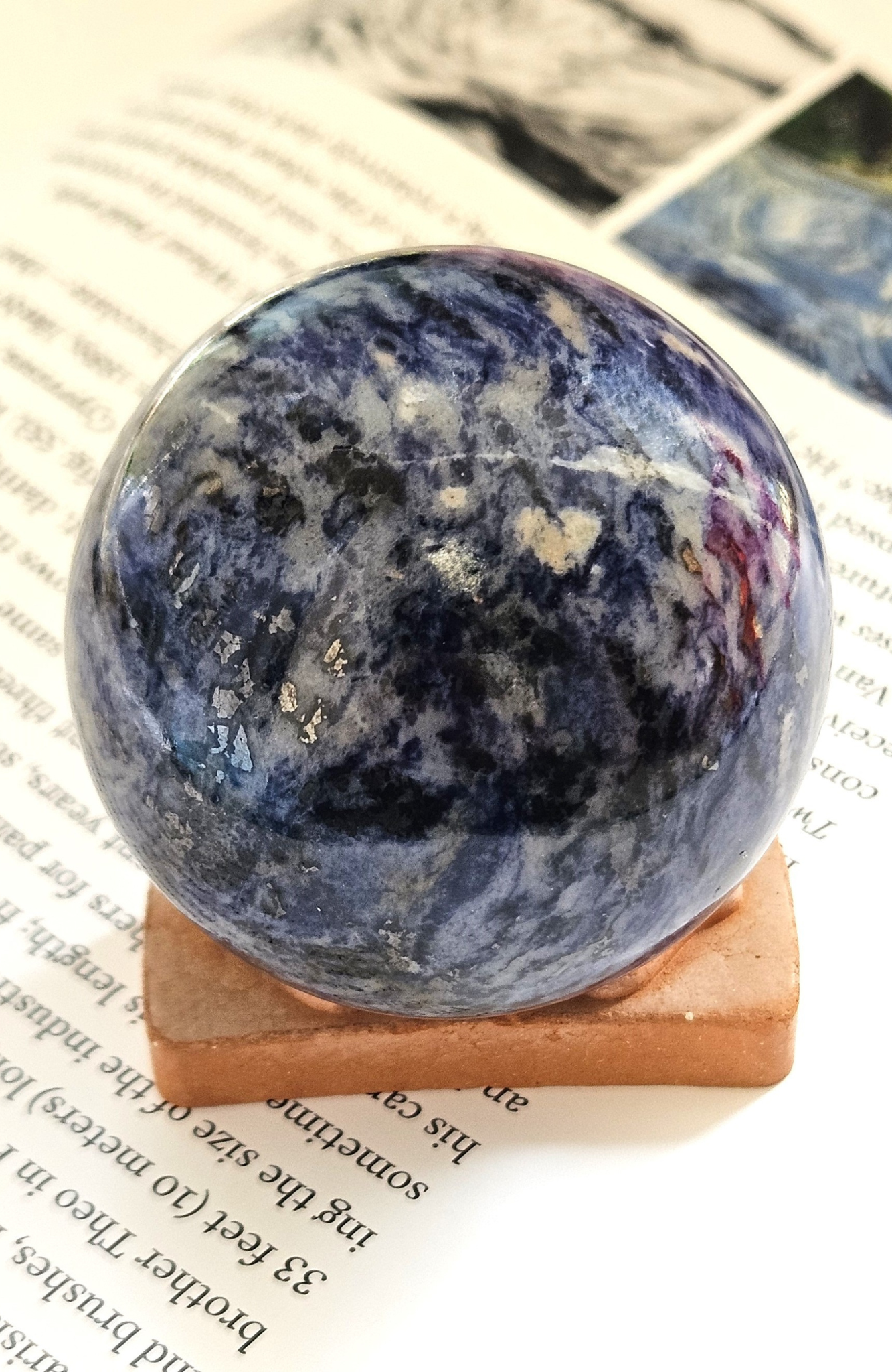 Sodalite Sphere – Stone of Logic & Inner Peace